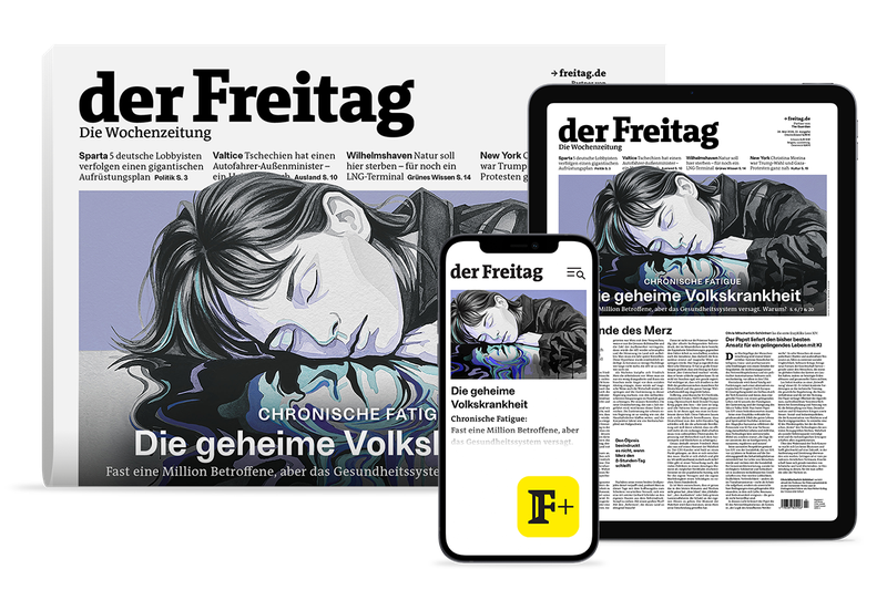 Eine erschöpfte junge Frau legt ihren Kopf in die Armbeuge