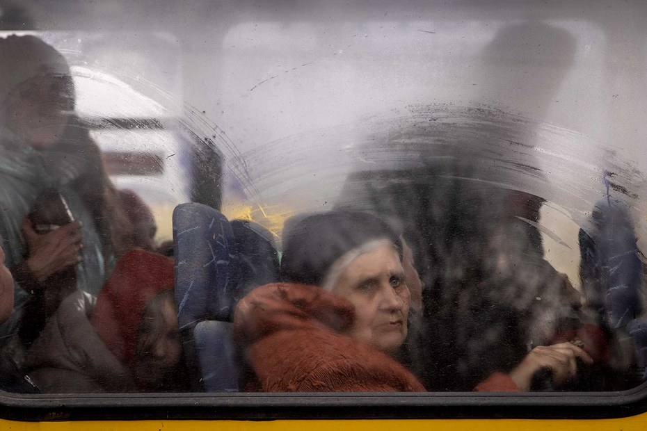 Bus mit Geflüchteten aus Mariupol im April 2022