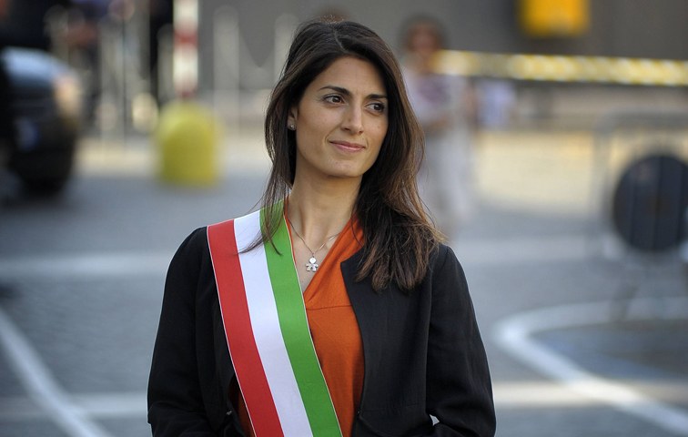 Sie war der Stern am politischen Himmel Italiens: Virginia Raggi