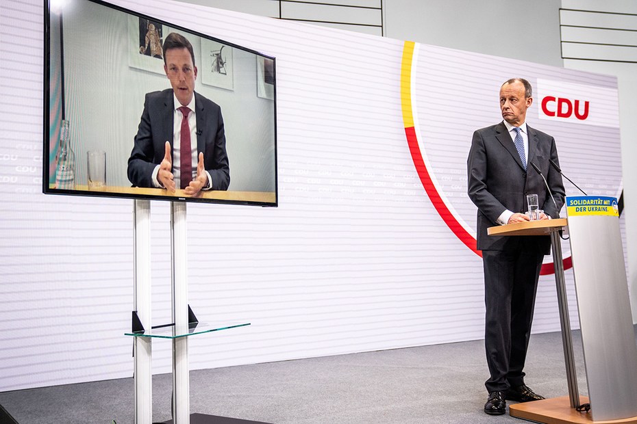 Bei der Pressekonferenz zur Saarlandwahl ging es für einige Minuten auch mal nicht um Friedrich Merz, was ihn sichtlich störte