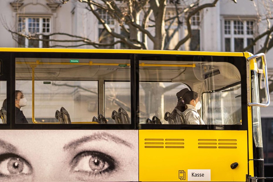 Berlin vom Bus aus ist ein Sinnbild für das Leben in der Hauptstadt: nicht immer angenehm, selten pünktlich, aber immer authentisch