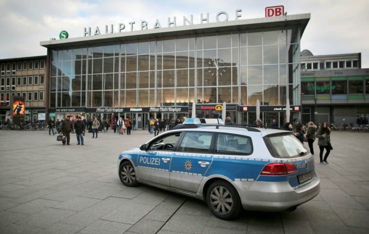 Der Kölner Hauptbahnhof nach Neujahr