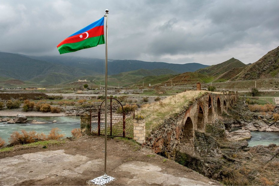 Die Grenze zwischen Iran und Aserbaidschan an den Brücken von Choda Afarin. Die Veränderungen in der Region nördlich des Aras stellen für Iran ein großes wirtschaftliches Problem dar