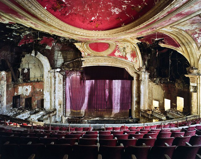 Paramount_Theater-Newark
