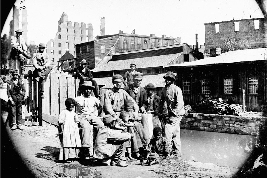 Eine afroamerikanische Familie im amerikanischen Süden, einige Jahre nach dem Bürgerkrieg