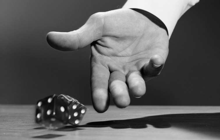 Von Bingo, Betrug und der einen Patrone im Revolver: ein Risiko-Lexikon