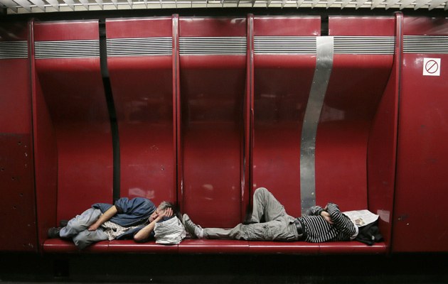 Wegen des geringeren Verkehrs sind Nächte auf Pariser Regionalbahnhöfen beliebter als in der Metro