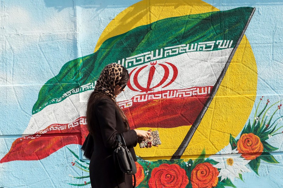Im Iran stehen vor allem Frauen und LGBTQ-Menschen unter Druck