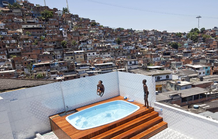 Enklaven für mehr Lebensqualität in brasilianischen Favelas