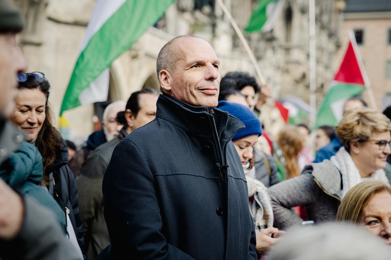 Yanis Varoufakis: „Sie sind eine Linke, ich bin ein Linker, und wir sind die größten Versager der Geschichte.“