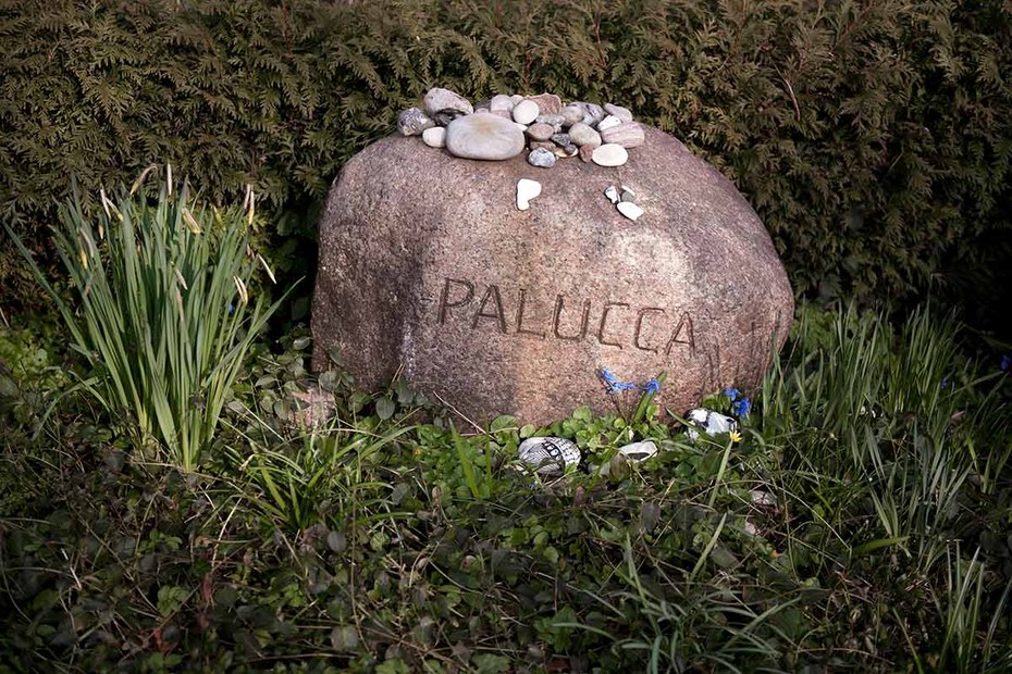 Eine der „99 Besonderheiten der Insel“: das Grab von Gret Palucca