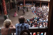 Besuch im Londoner Globe Theatre: Shakespeare als Kräuter-Gin