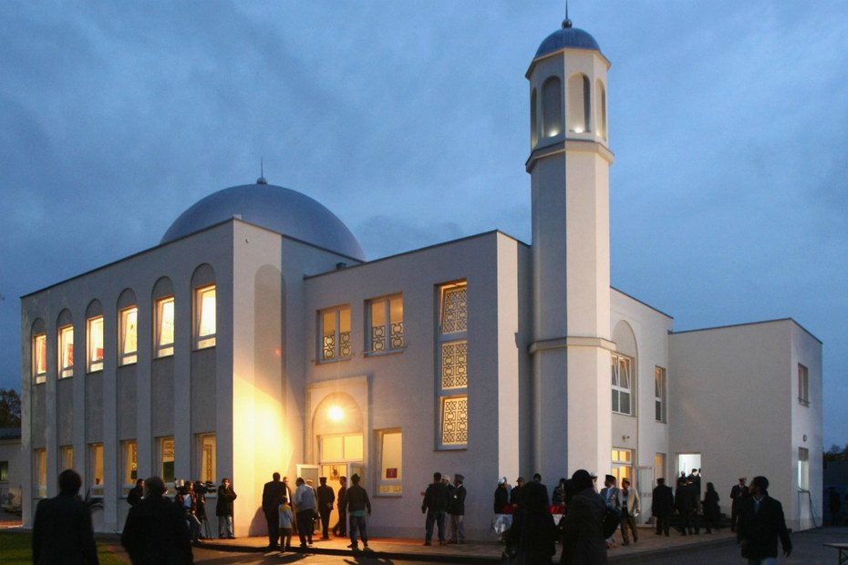 Die Khadija-Moschee in Berlin, erbaut von der Ahmadiyya-Muslim-Gemeinschaft