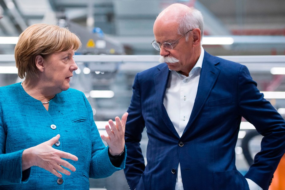 Gewählte Volksvertreterin und großzügiger Spender: Angela Merkel und Dieter Zetsche