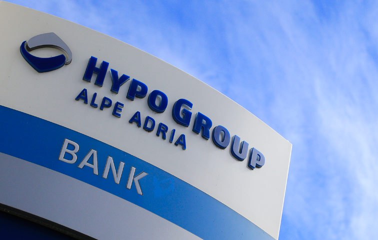 Mindestens acht deutsche Banken sitzen auf Schrottpapieren der Hypo Alpe Adria