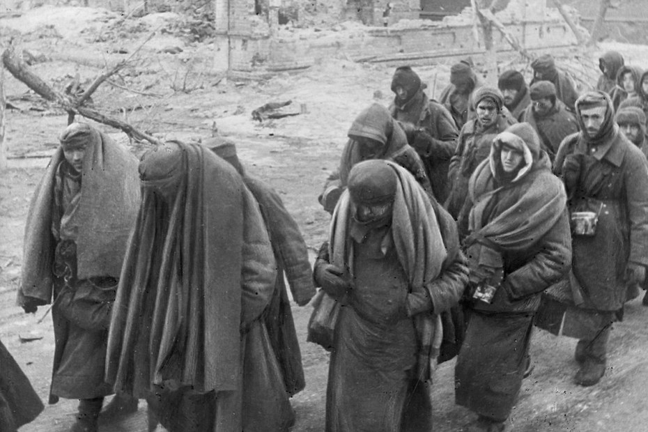 Deutsche Kriegsgefangene am 31. Januar 1943 in Stalingrad