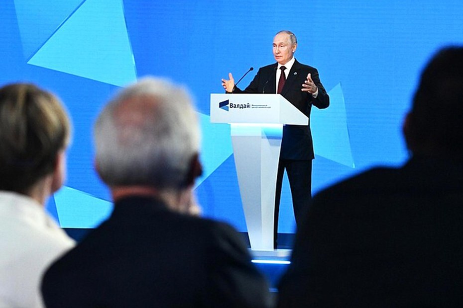 Der russische Präsident Wladimir Putin während des 20. Treffens des Waldai-Klubs in Sotschi
