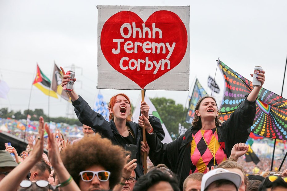Gerade die klassischen sozialdemokratischen Werte Corbyns kommen bei jungen Wählern gut an