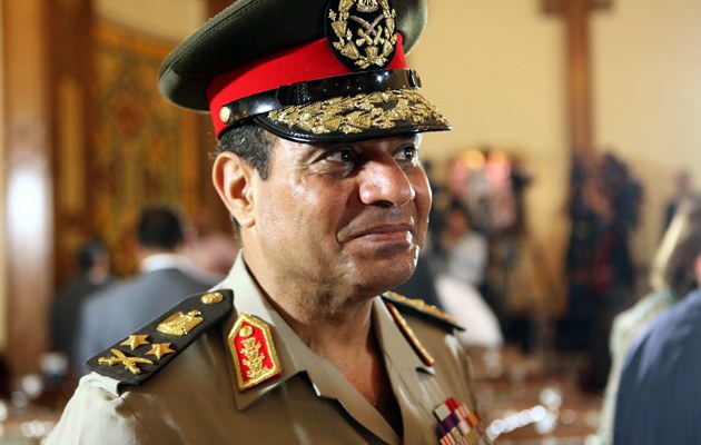 Der General soll gezittert haben, als ihn Präsident Mohammed Mursi gleich um zwei Ränge beförderte