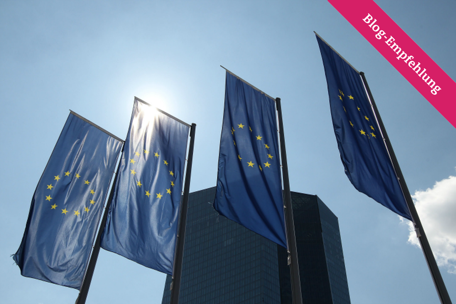 Europaflagge vor der Zentralbank in Frankfurt