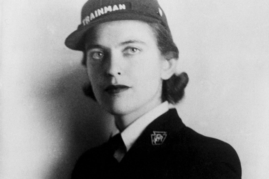 Edith Anderson in der Uniform der Pennsylvania Railroad, 1943