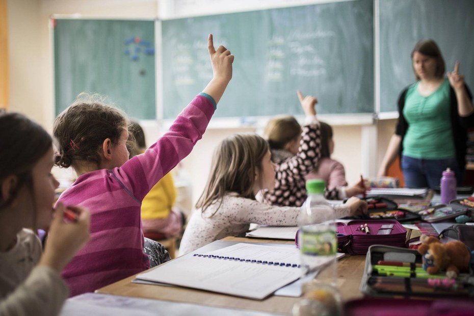 Bis Ende des Jahrzehnts könnten 59.000 Lehrerstellen bundesweit unbesetzt bleiben, prognostiziert das IW Köln