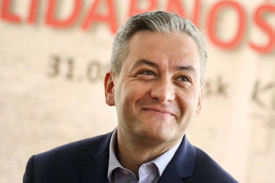 „Ich lasse mich nicht in Parteipolitik ziehen, weil ich nicht an sie glaube“, sagt Biedroń