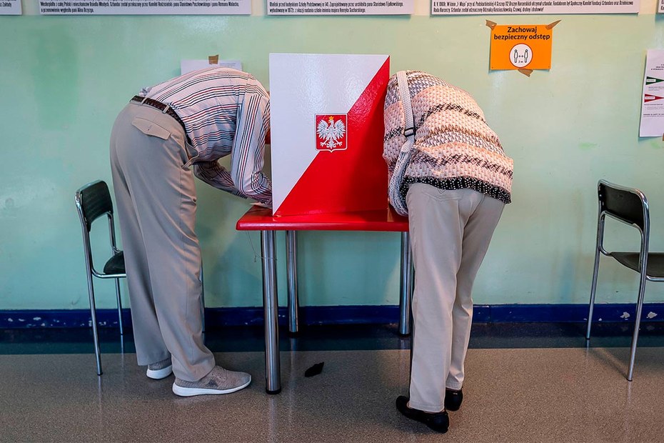 Polnische Wähler beim ersten Wahlgang Ende Juni