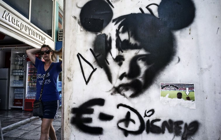 Euro-Disneyland an der Peloponnes, inszeniert von Merkel Maus