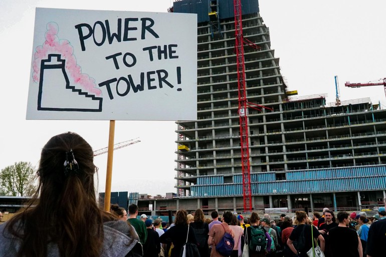 Power to the Tower: Die Stadt gehört uns allen