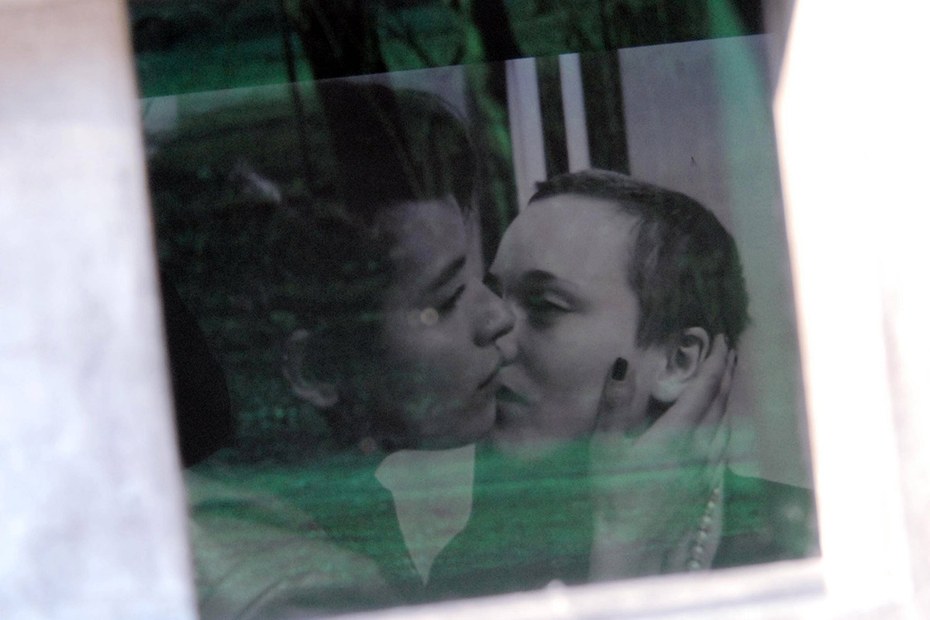 Noch immer findet es fast die Hälfte der Deutschen „eklig“, wenn sich Homosexuelle küssen