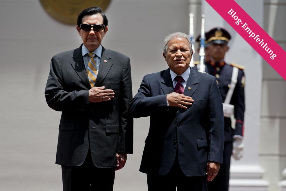 Nur von wenigen Staaten anerkannt: Ma Ying-jeou (l.) mit dem salvadorianischen Präsidenten Salvador Sánchez Cerén