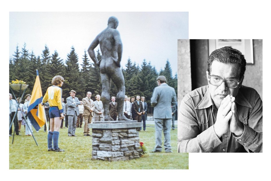 Enthüllung der Statue in „Der nackte Mann auf dem Sportplatz“, Konrad Wolf (1977, fünf Jahre vor seinem Tod)
