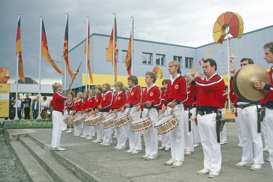 Ein DDR-Jugendorchester auf der Leipziger Herbstmesse