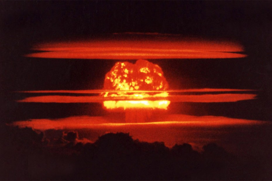 Nukleartest, Bikini-Atoll, April 1954: Derzeit gibt es weltweit rund 13.000 Atomwaffen