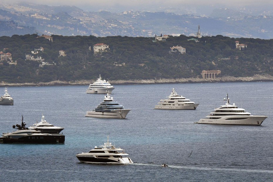 Nicht gut fürs Klima: Mega-Yachten vor der Küste von Monte Carlo