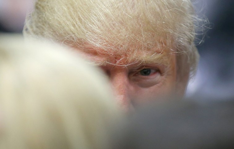 Donald Trump achtet auf eine gesunde Haarfarbe