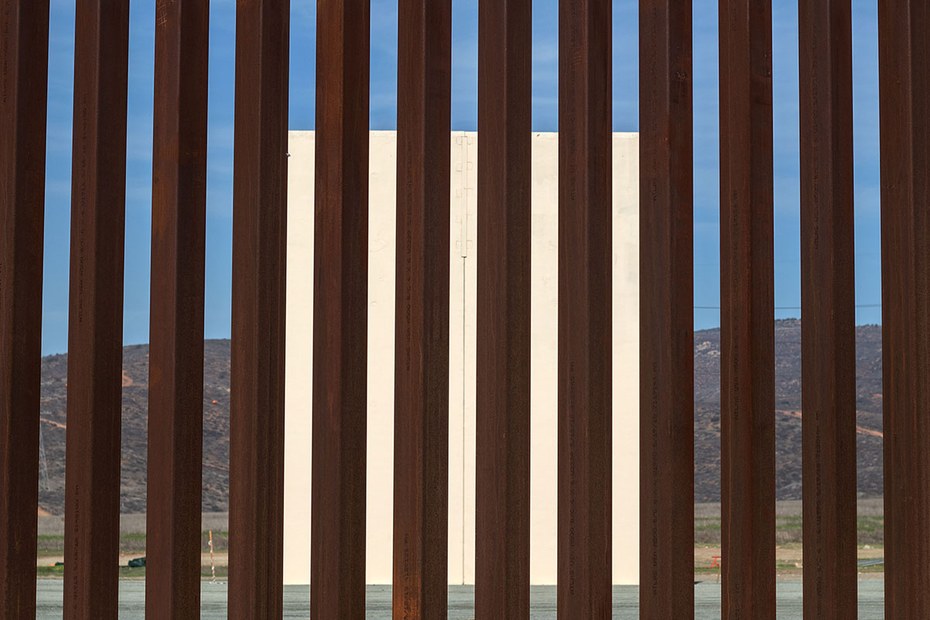 So könnte sie aussehen: Ein Prototyp von Trumps geplanter Mauer an der Grenze zu Mexiko in Tijuana