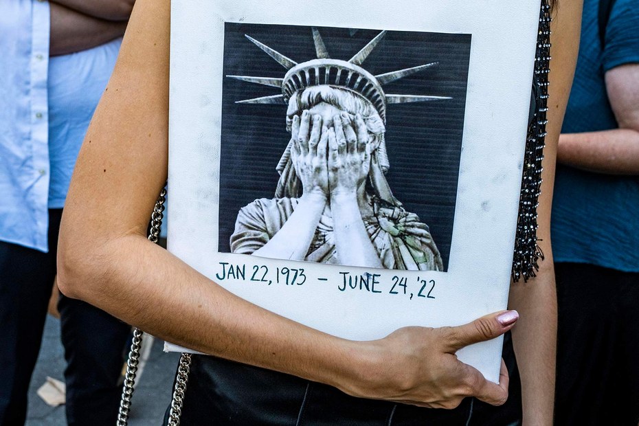 Protest in New York gegen die Entscheidung des Obersten Gericht der USA, das das Recht auf Schwangerschaftsabbrüche gekippt hat