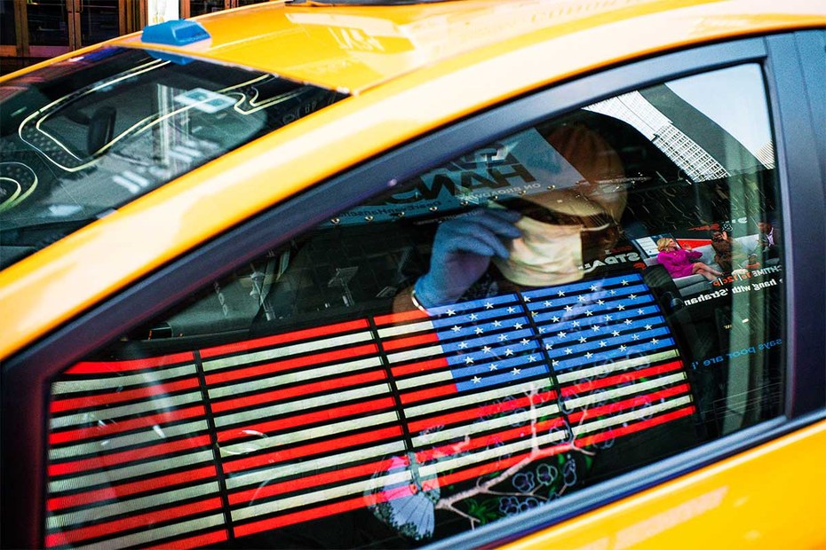 Taxifahrer am Times Square in New York
