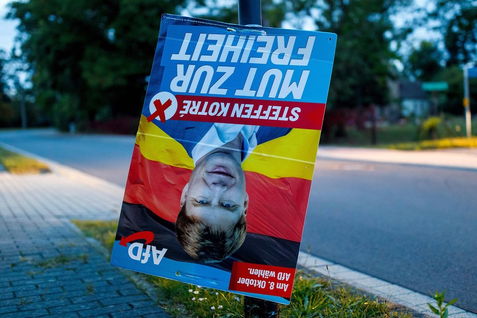 In Schlabendorf am See bei Luckau hat jemandem das Plakat des AfD-Kandidaten nicht gefallen