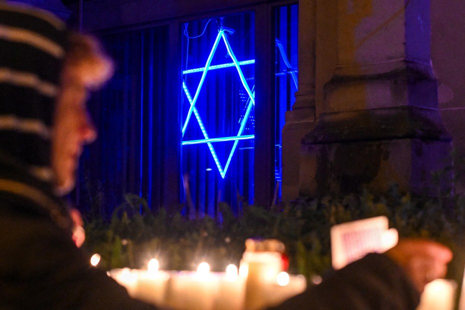 An Gedenktagen zelebriert Deutschland das „Nie wieder“. Jüdinnen und Juden leben derweil zunehmend in Angst