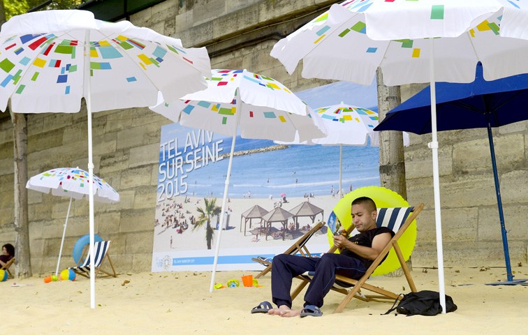 Geriet zu einer grotesken Veranstaltung: die Pariser Beachparty für Tel Aviv