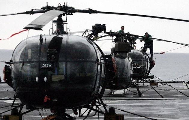 Unter anderem sind französische Helikopter des Typs "Alouette" im Einsatz  