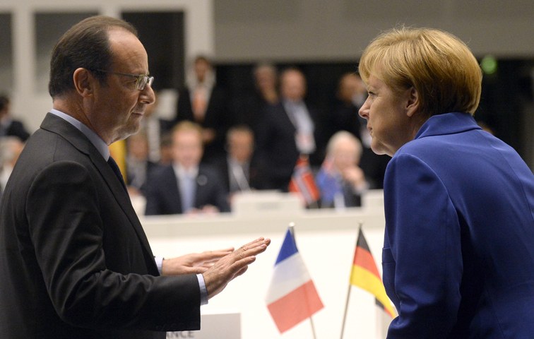 Francois Hollande zwingen externe Spardiktate zum Offenbarungseid  