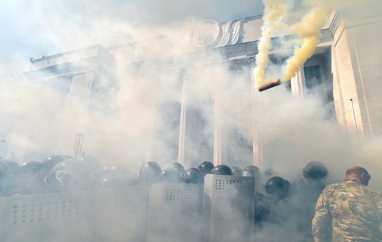 In Kiew ist am Wochenende der Streit um die Verfassungsreform eskaliert