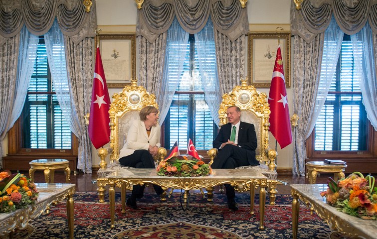 Traute Zweisamkeit: Angela Merkel mit Präsident Tayyip Erdoğan