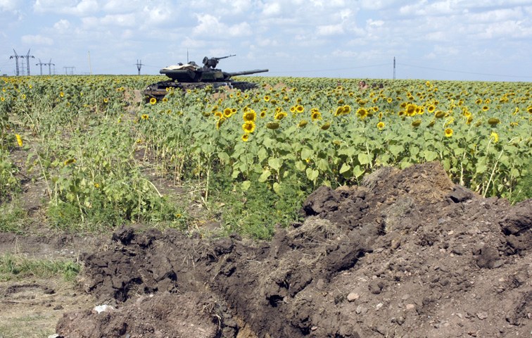 Ruhe vor dem Sturm? Ein ukrainischer Panzer in der Nähe von Donezk im Osten des Landes