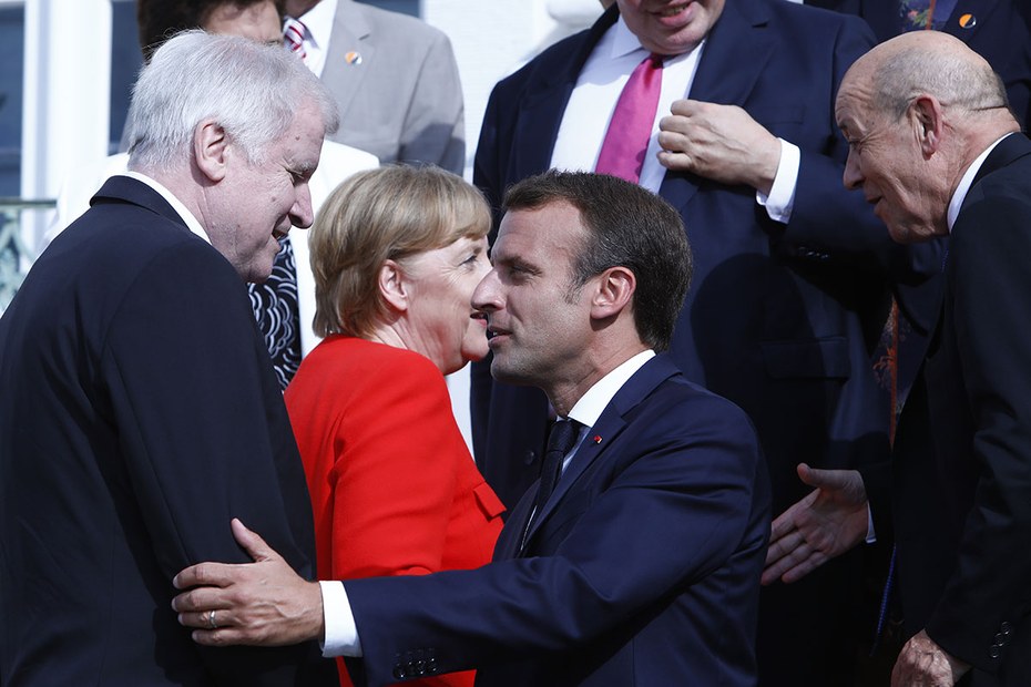 Sollte auch Innenminister Seehofer Präsident Macron dankbar sein?