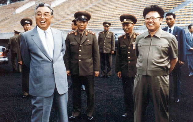 Schon als Kim Il Sung noch regierte, achtete sein designierter Nachfolger Kim Jong Il auf den Gleichklang der Gesten